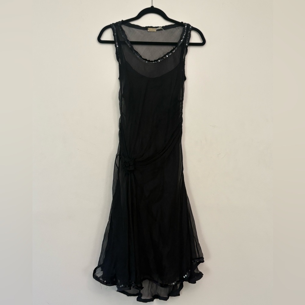 Elegant Black Sleeveless Dress